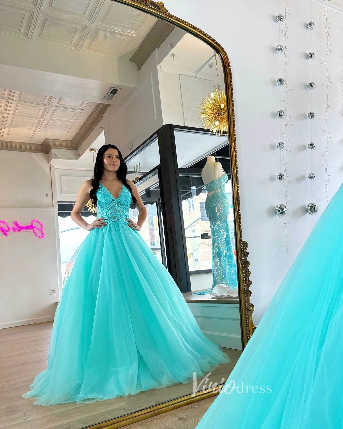 Aqua Lace Applique Prom Dresses V-Neck Formal Gown FD3610